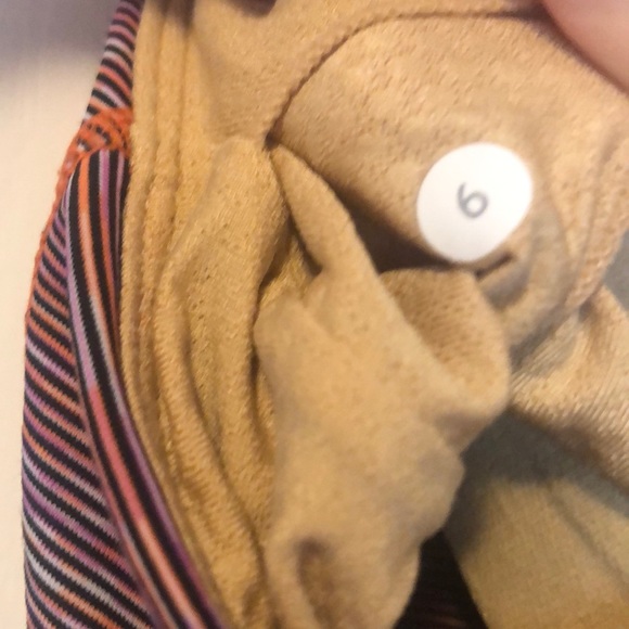 🍋 Lululemon tank size 6 - Picture 6 of 7